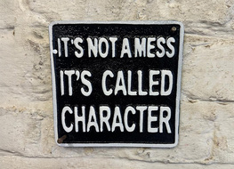 character/mess plaque